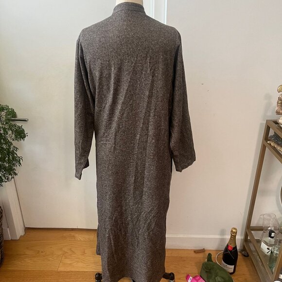 Luxury LIWAN Wool Blend Abaya Size Small - Picture 2 of 8